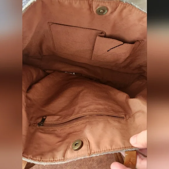 Faux Leather and Geometric Tote - Picture 3 of 4